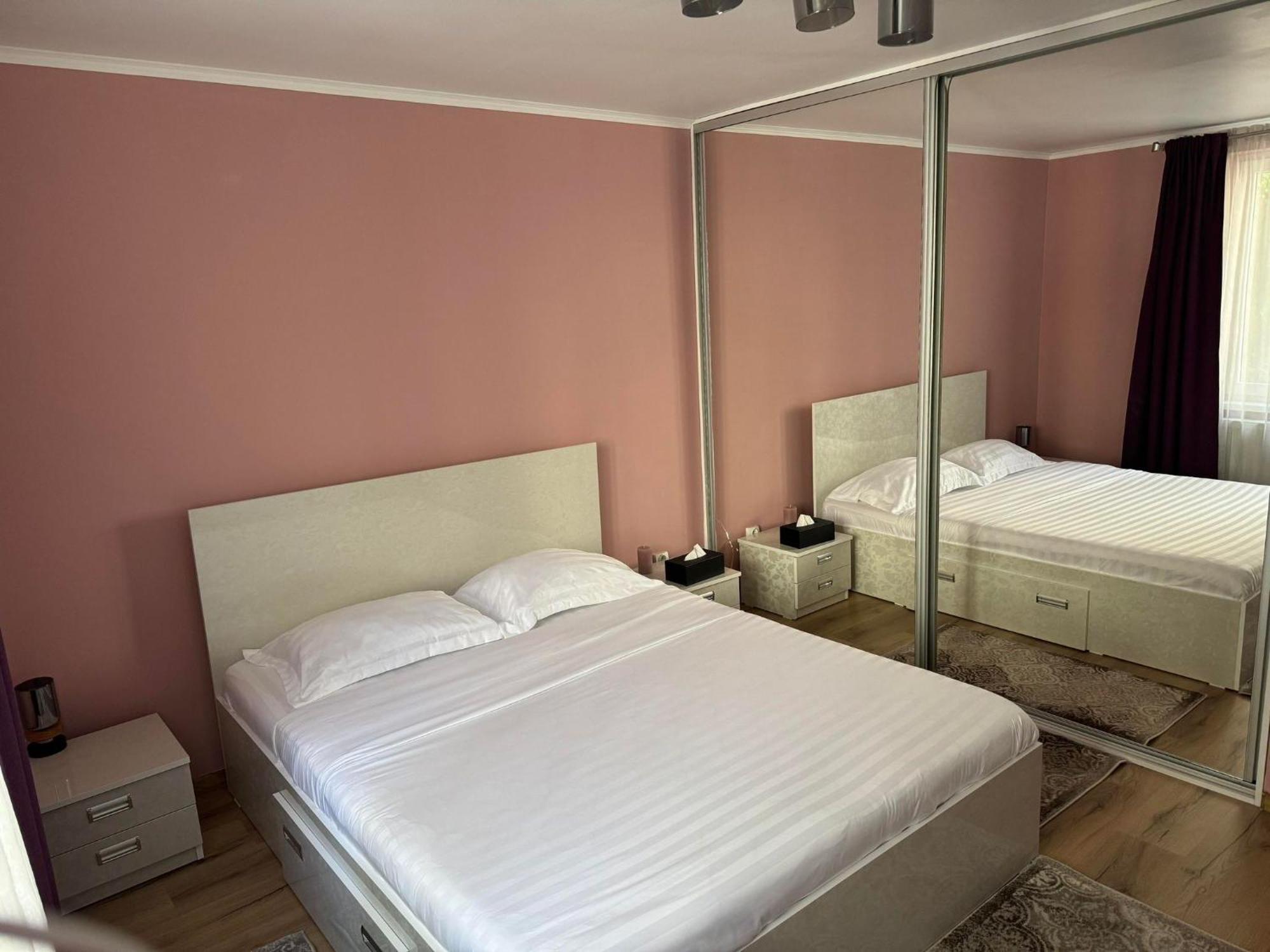 Pretty Luxury Apartament'S Cluj-Napoca Exteriör bild